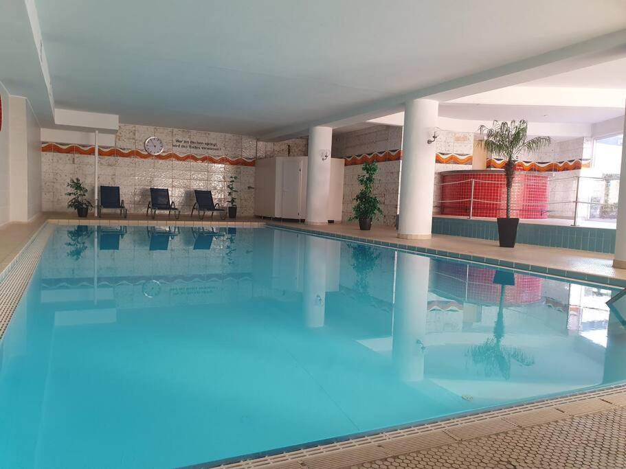 Mit Teil Sicht Und Schwimmbad Uhldingen-Muehlhofen