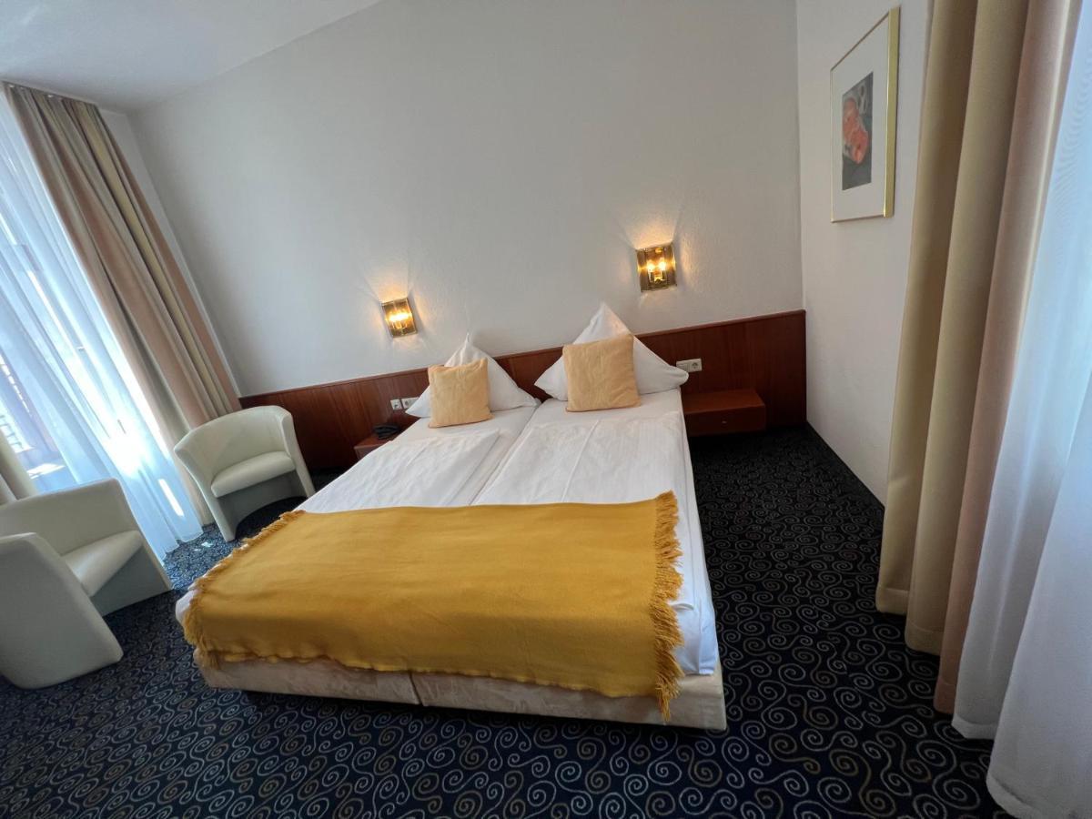 Hotel Stadthotel 3*