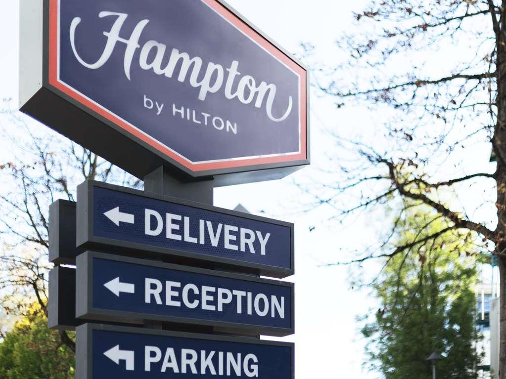 Hampton By Hilton *