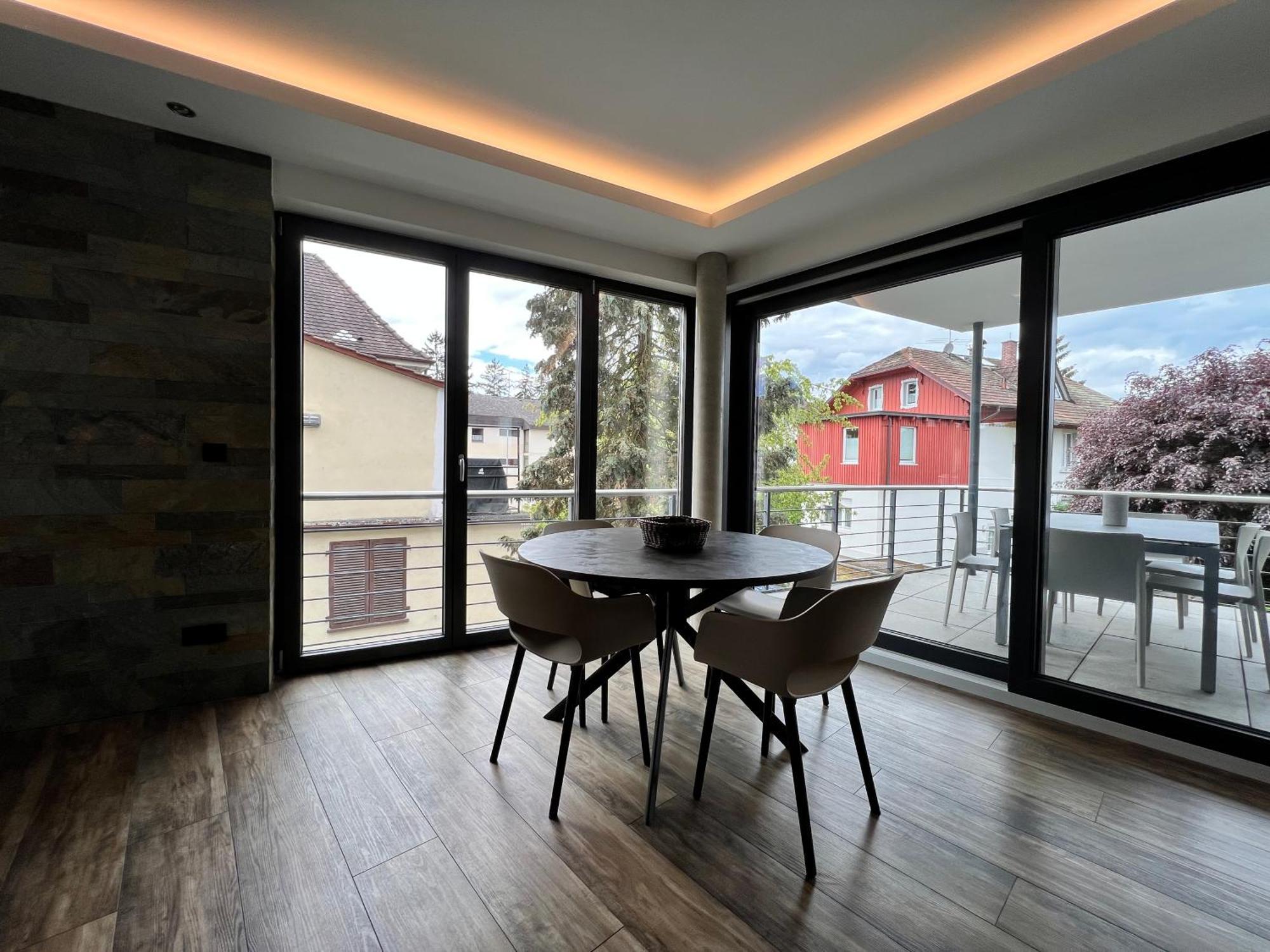 Luxury Lakelove Apartment Uberlingen