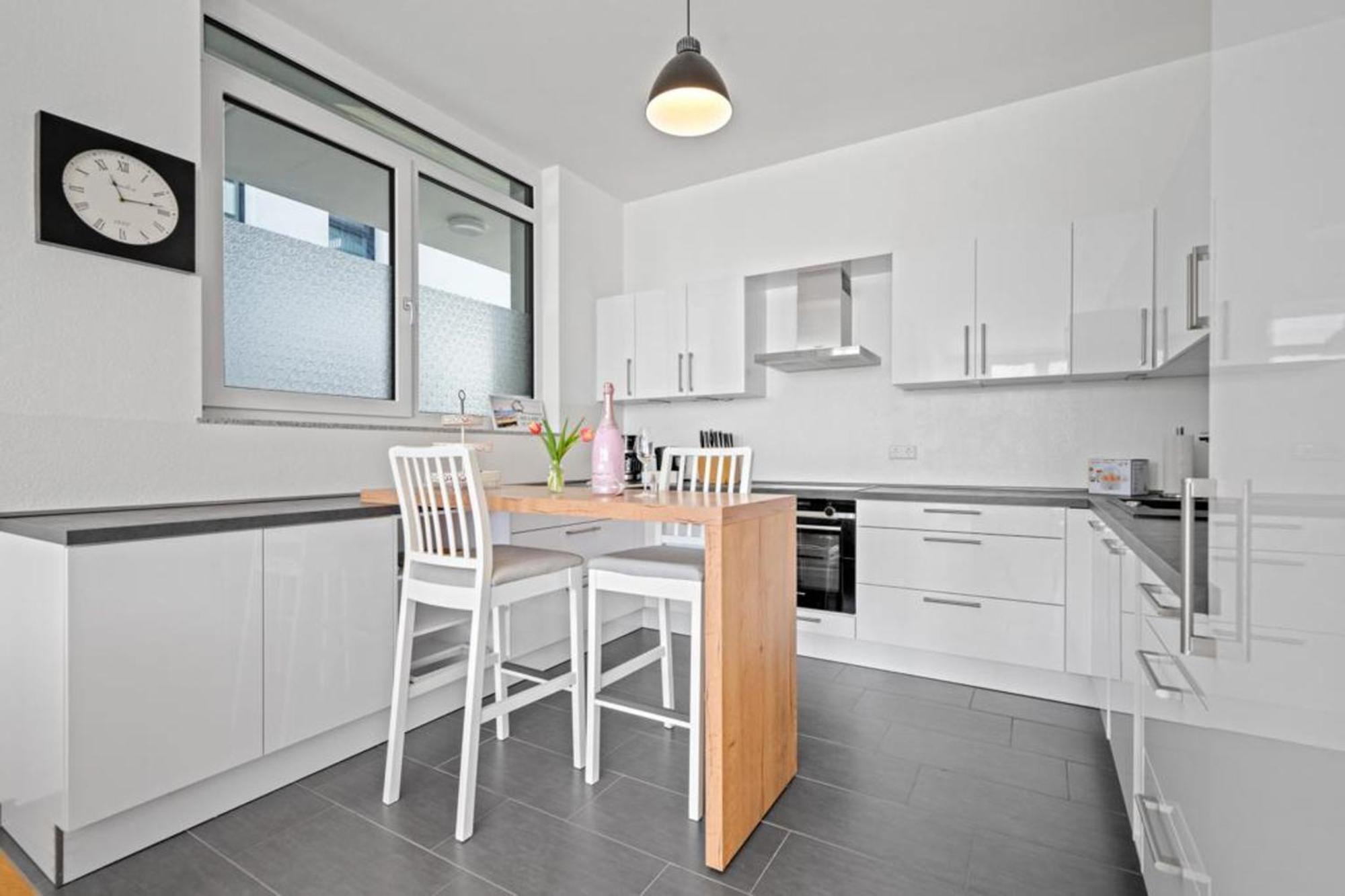 Apartment Bodensee-oase Istayunixi Seenaehe-suite-terrasse-netflix-parkplatz Friedrichshafen