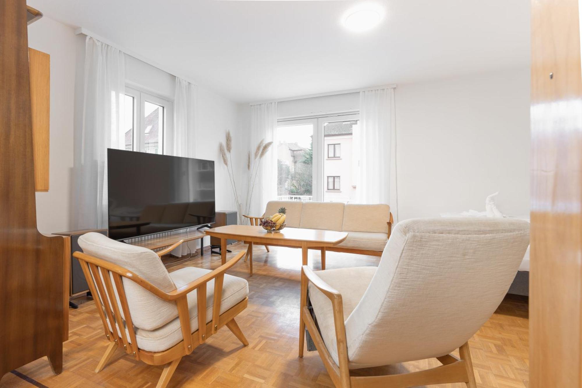 Bodensee-haus Istayunixi Seenaehe-terrasse-garten-netflix-parkplatz * Radolfzell am Bodensee