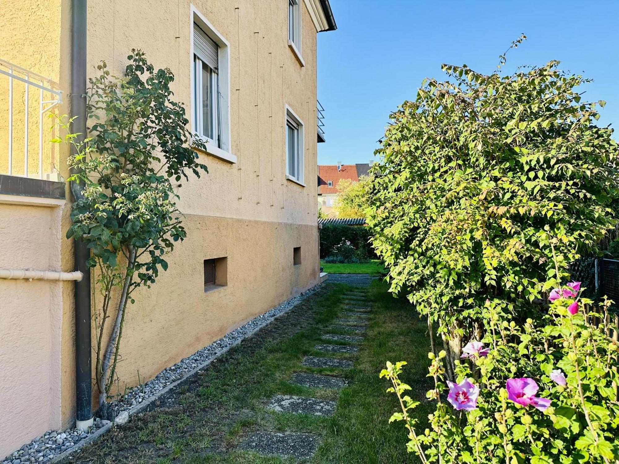 Holiday home Bodensee-haus Istayunixi Seenaehe-terrasse-garten-netflix-parkplatz Radolfzell am Bodensee