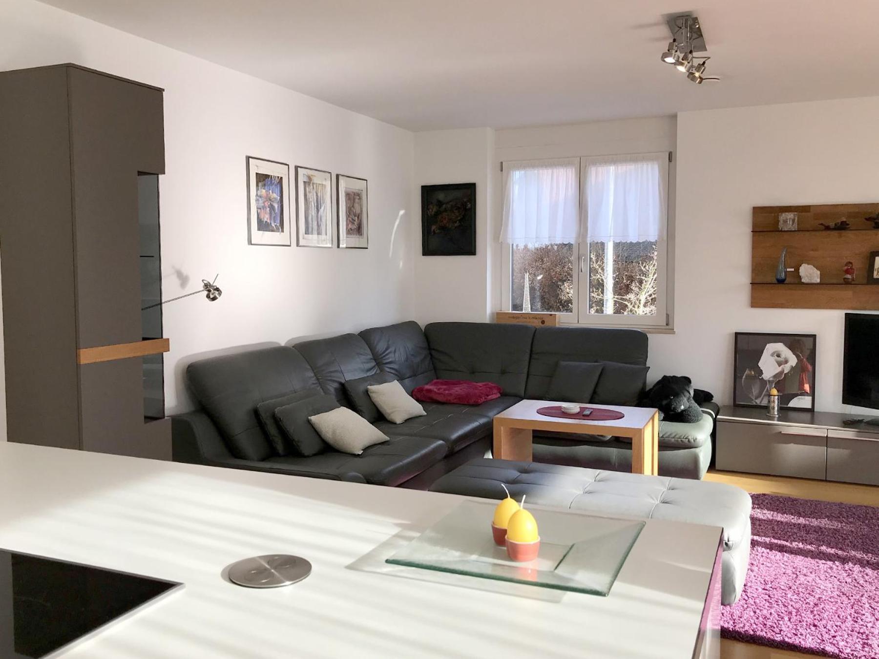 1st Floor - Hochwertige Mit Balkon Und Aufzug