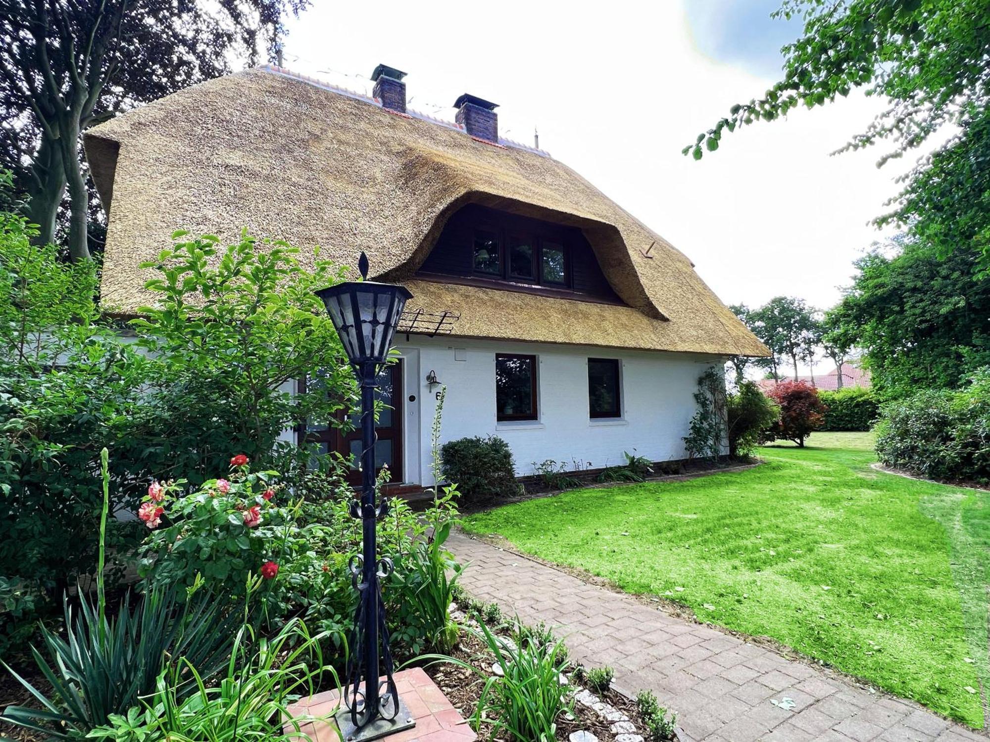 Reetdachlandhaus Wiemershoern * Sudbrookmerland