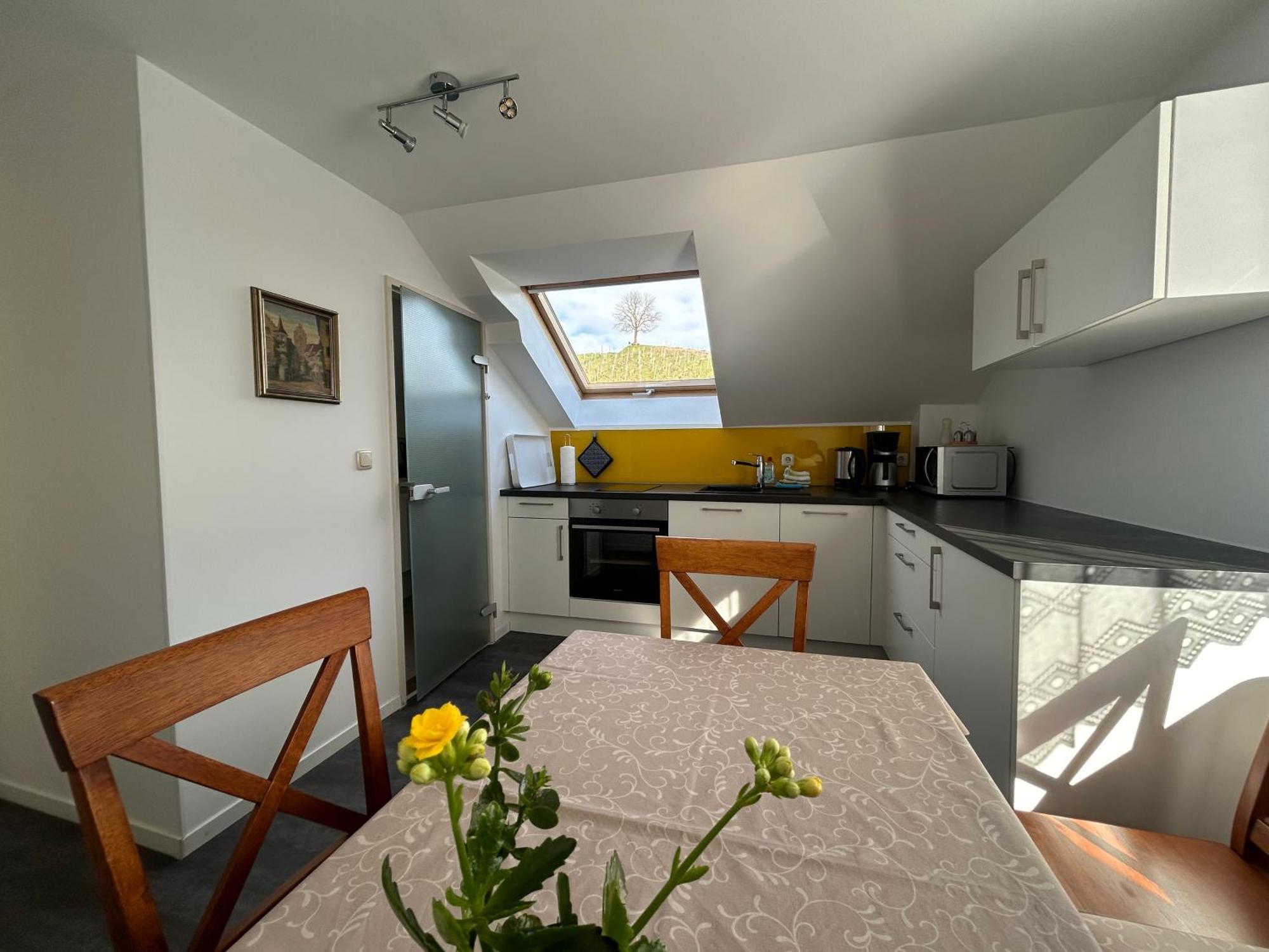 Gaestehaus Sommertal, Eigener Parkplatz, 800m Zum Bodensee, 300m Zur Altstadt Guest house *