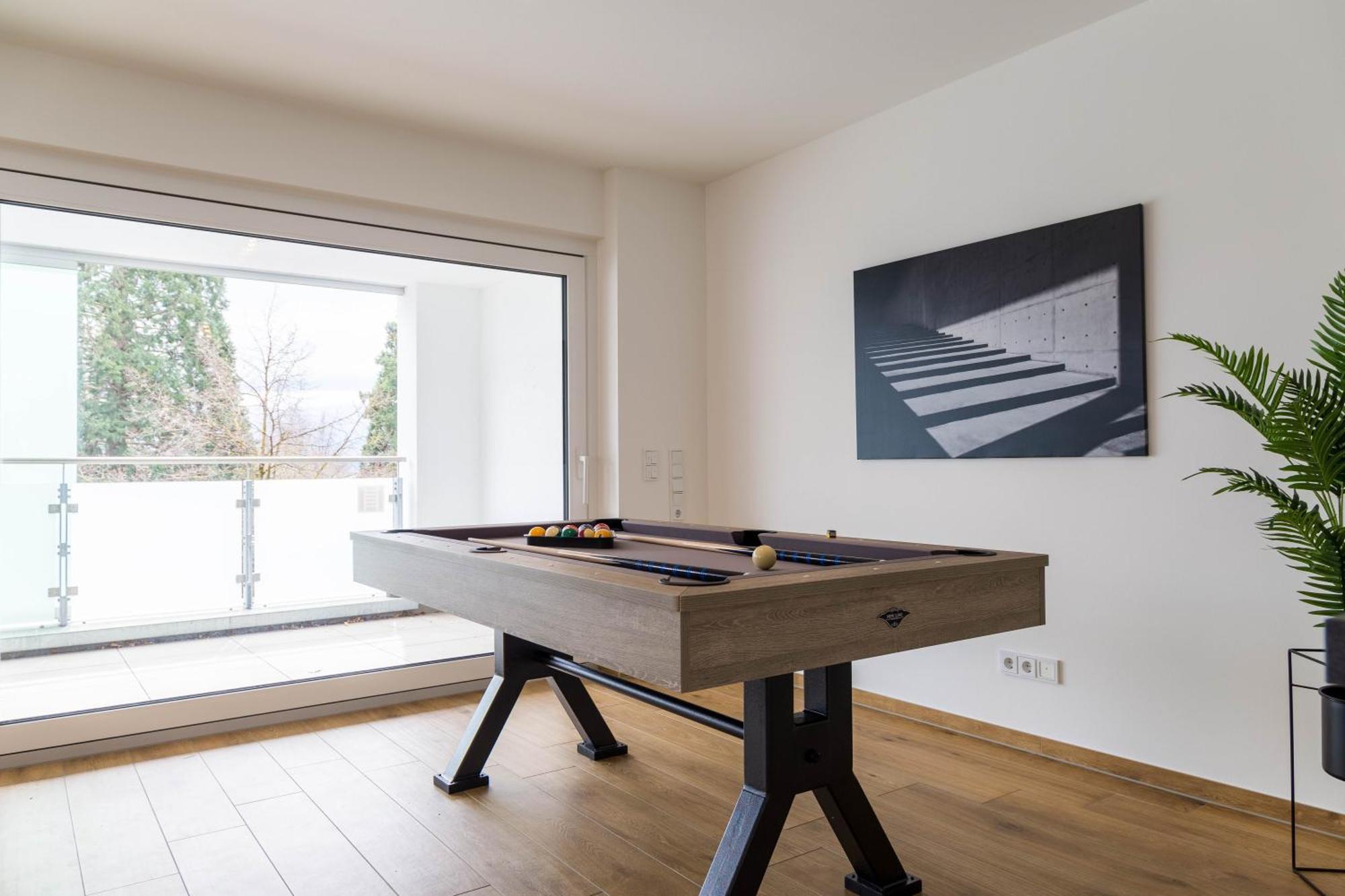 Living Timeless- Happy Living Bodensee Direkt Am Mit Billard, Parkplatz Und Balkon Fuer Bis Zu 6 Personen FDH