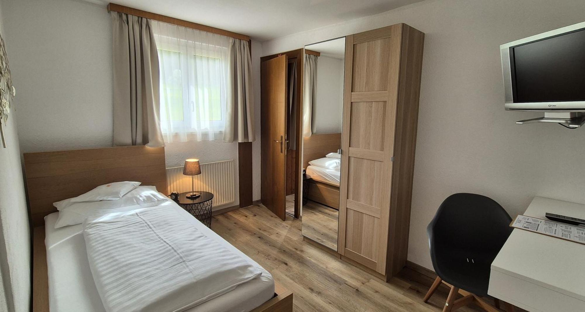 Pension Seeblick 3*