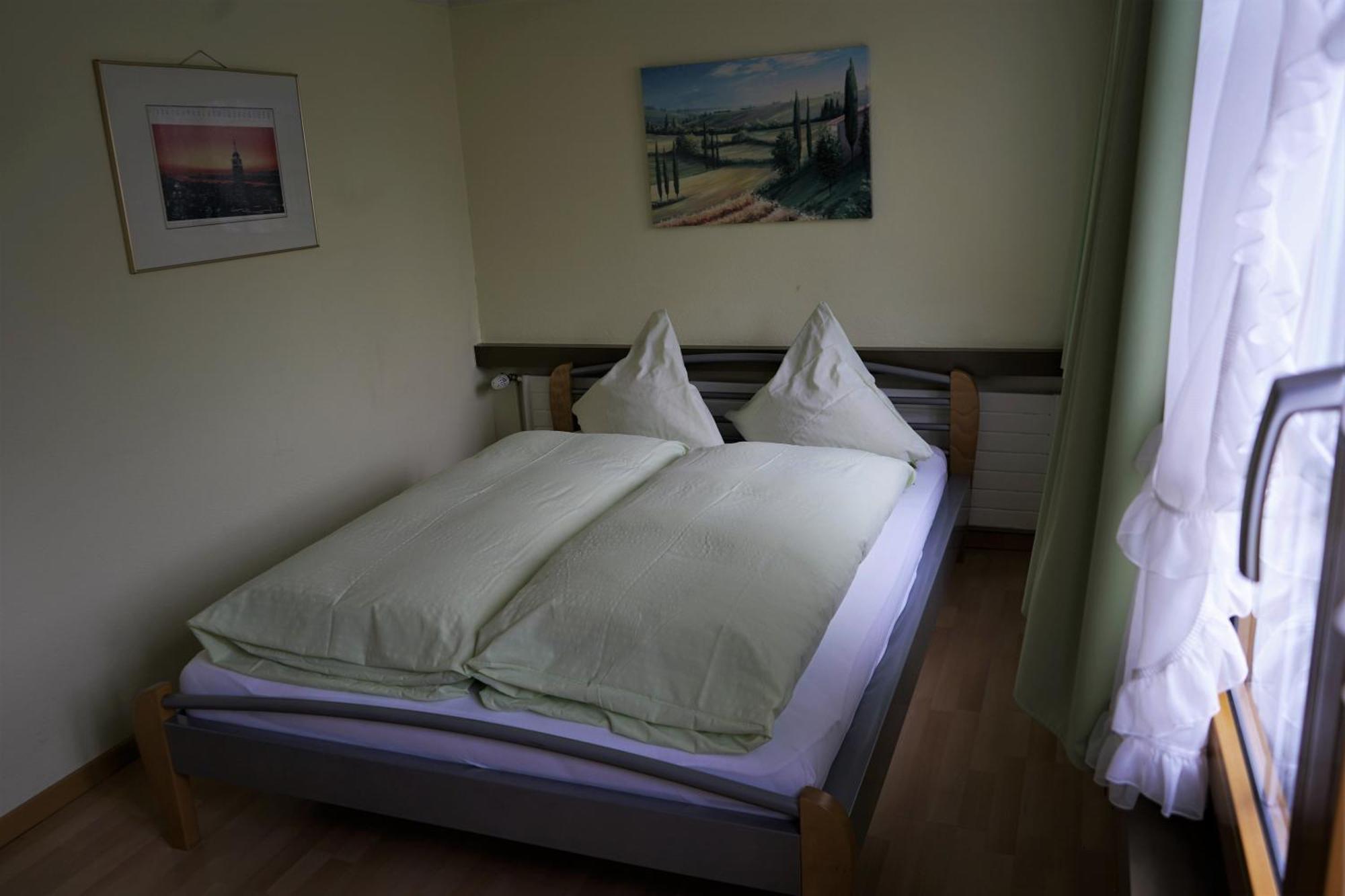 Linde Hotel *