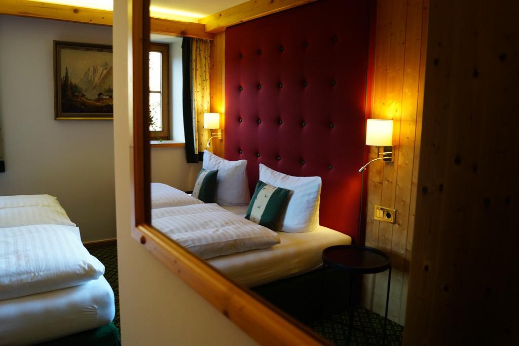 Landhaus Alpina Gasthof 3*