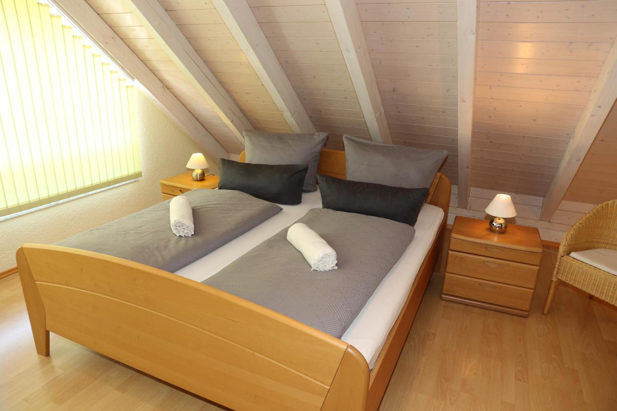 Gaestehaus Maeder Am Hafen Holiday home Uhldingen-Muehlhofen