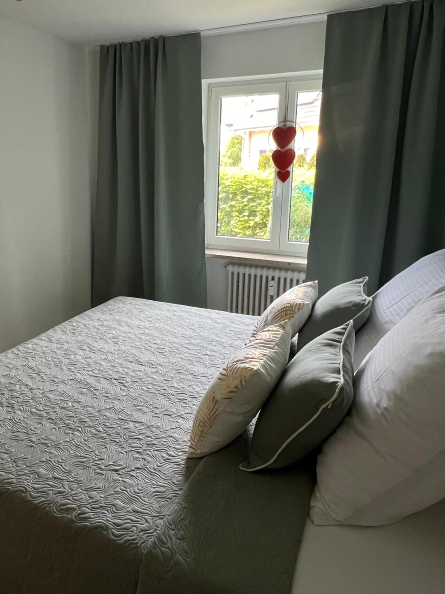 Design-terrasse-7 Personen-netflix-garage-seenah * Radolfzell am Bodensee