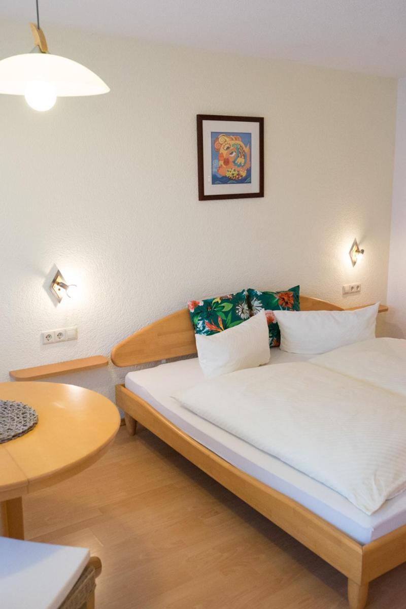 Gaestehaus Maeder Am Hafen