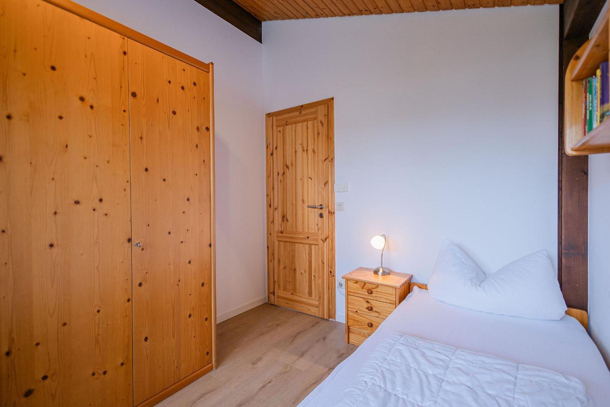 Ferienwohnpark Satteldachhaus Typ 9 Sd 19 Holiday home Immenstaad am Bodensee