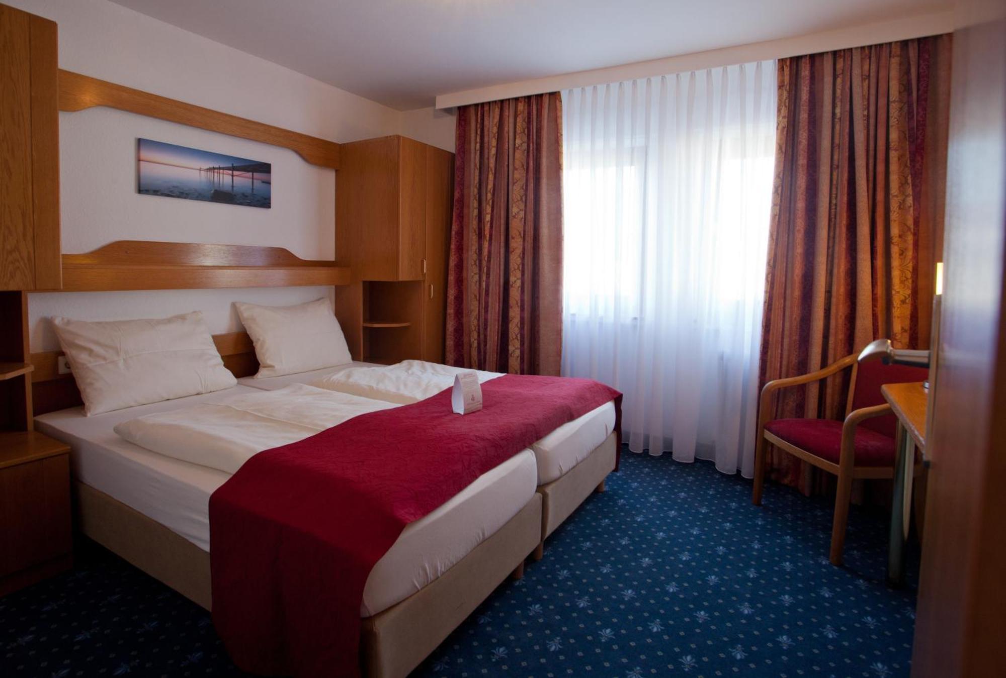 Hotel Knaus Am Hafen Uhldingen-Muehlhofen