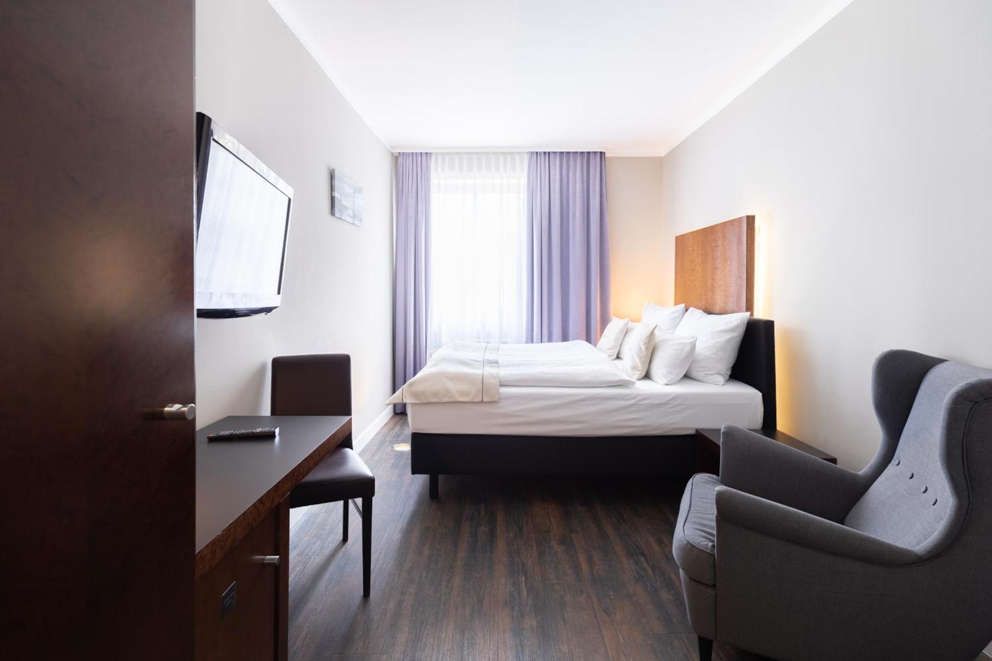 Hotel Select Friedrichshafen