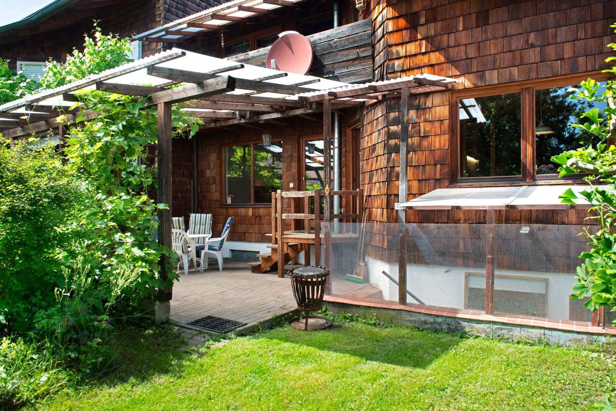 Mit Terrasse Und Garten Stockach