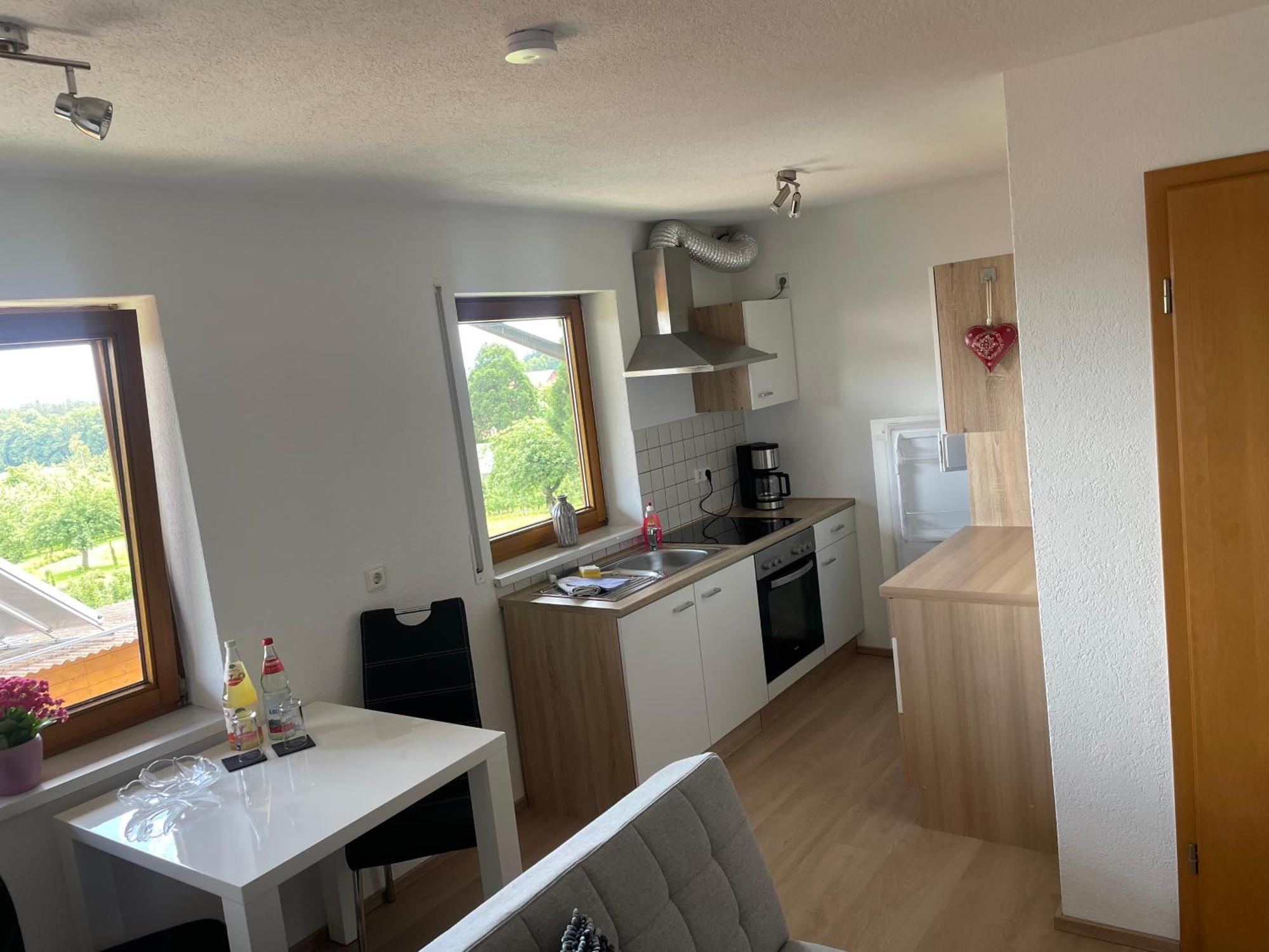 Apartment Hofgut Bergchalet Mirabell - Natururlaub Am Bodensee Friedrichshafen