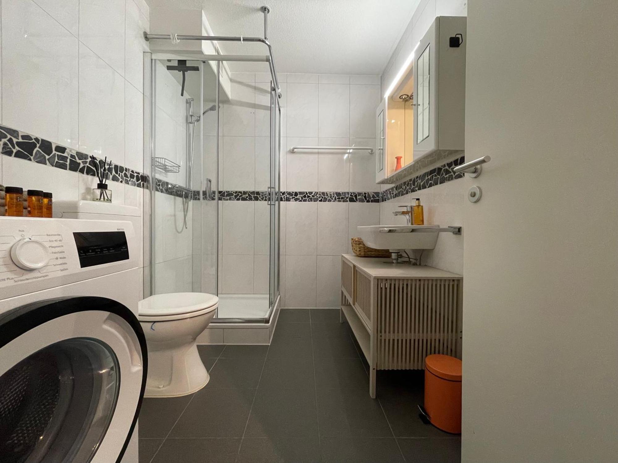 Grosszuegiges Wohnen Mit Seeblick In Zentrumsnaehe Apartment