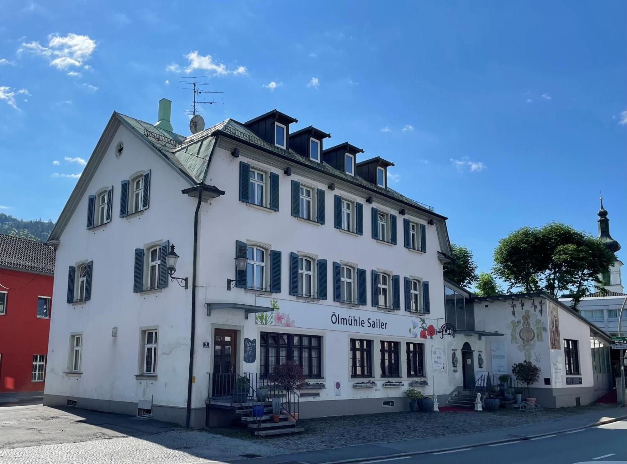 Im Zentrum Von Lochau, #4 * Lochau