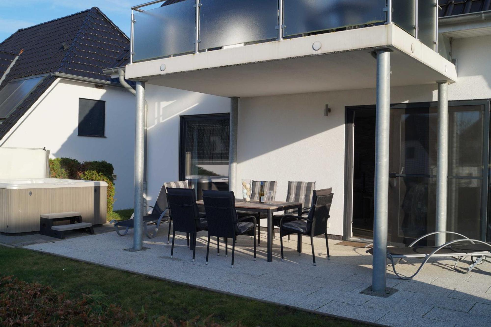 Villa Waterfront Am See *
