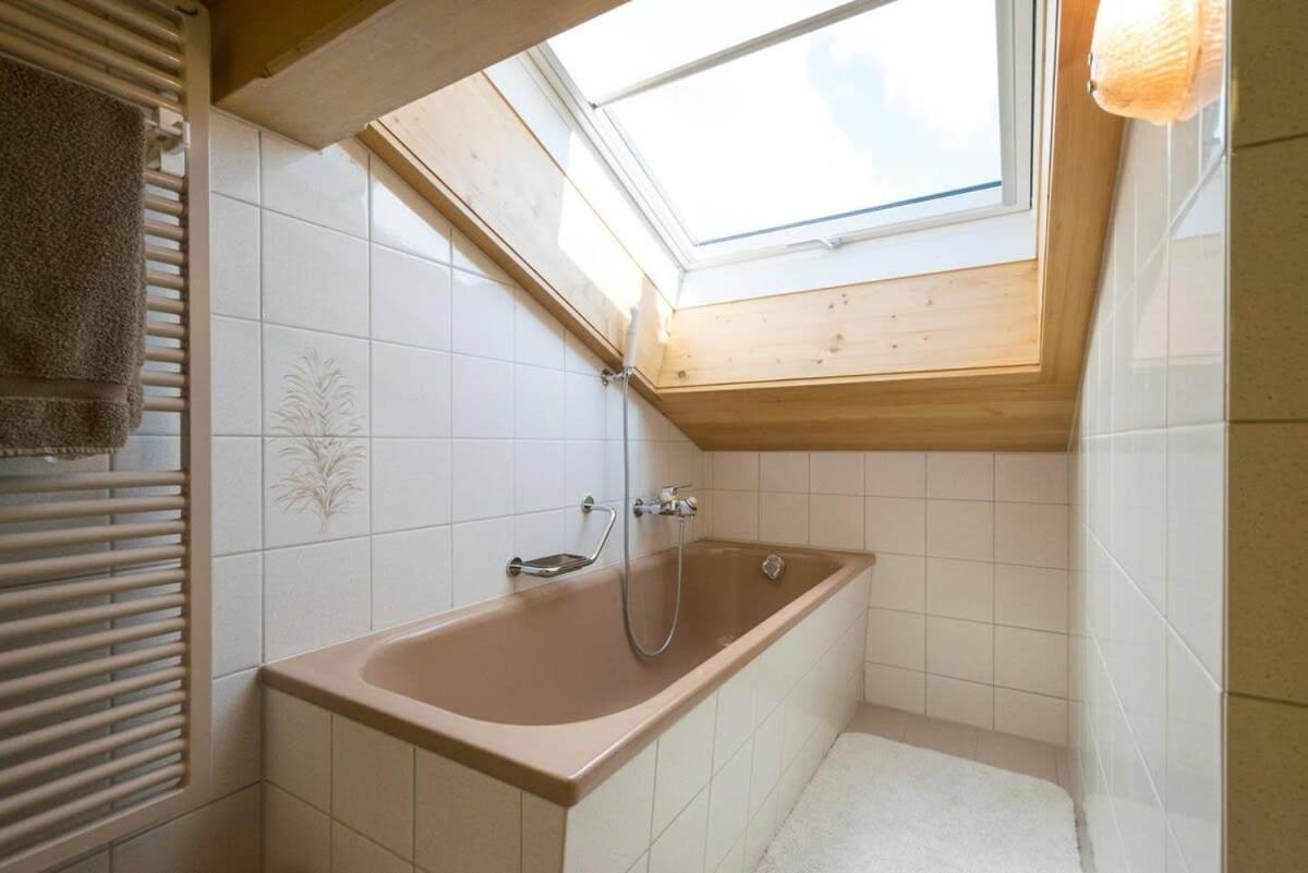 Duplex Flat - Amazing With Pond Gstaad