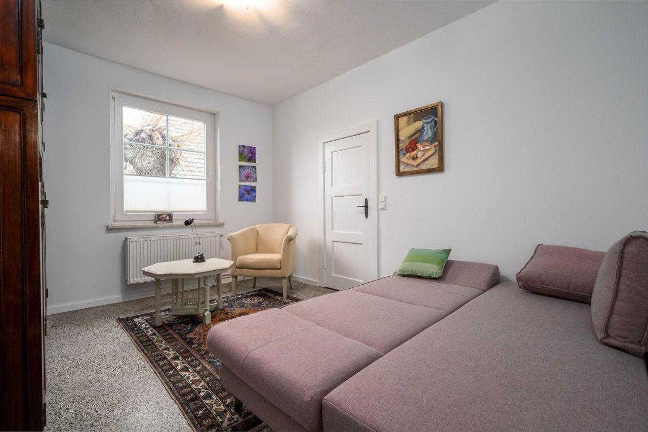 Ferienwohnung-1-im-landhaus-am-wildpark-boek