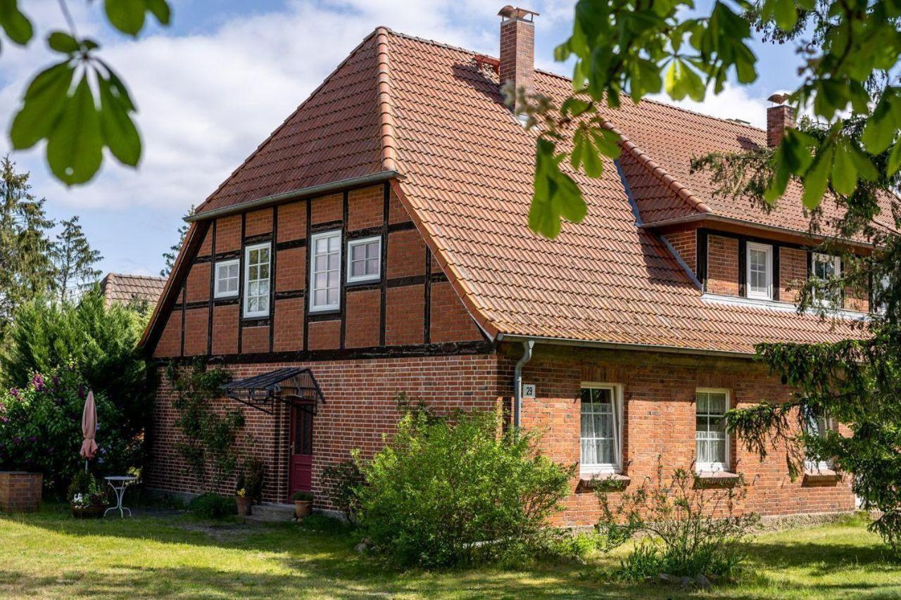 Ferienwohnung-1-im-landhaus-am-wildpark-boek Apartment