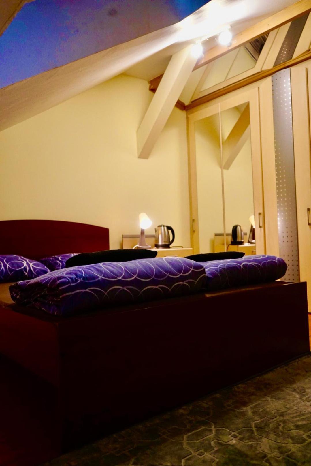 Hostel U6 Schofwrk *