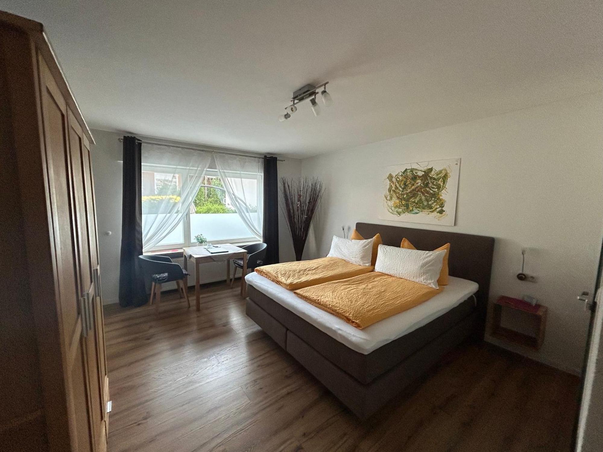 Gaestehaus Sommertal, Eigener Parkplatz, 800m Zum Bodensee, 300m Zur Altstadt * Meersburg