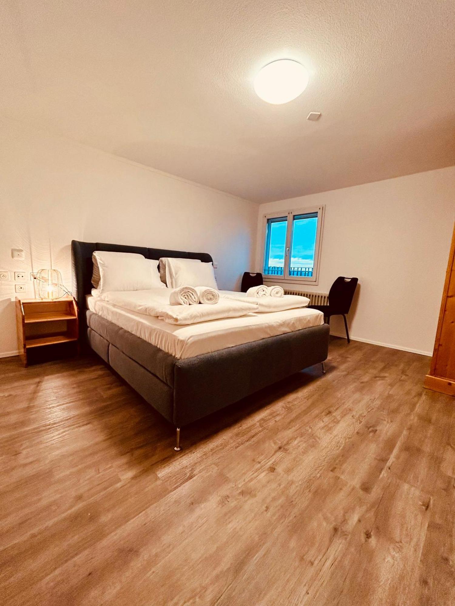 Private With Bathroom And View In *