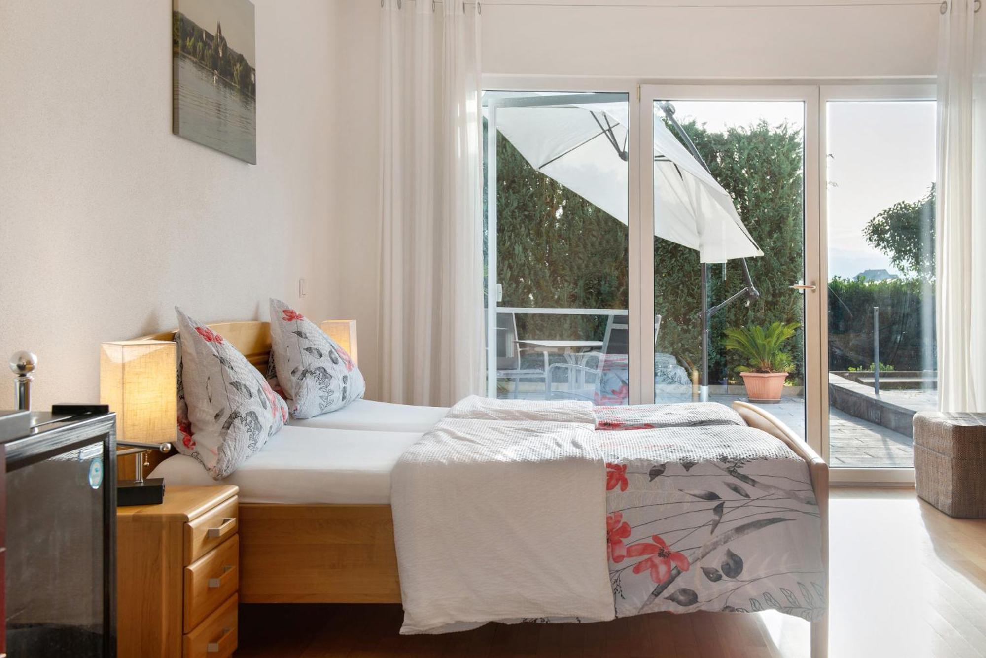 Zum Talhof Guest house