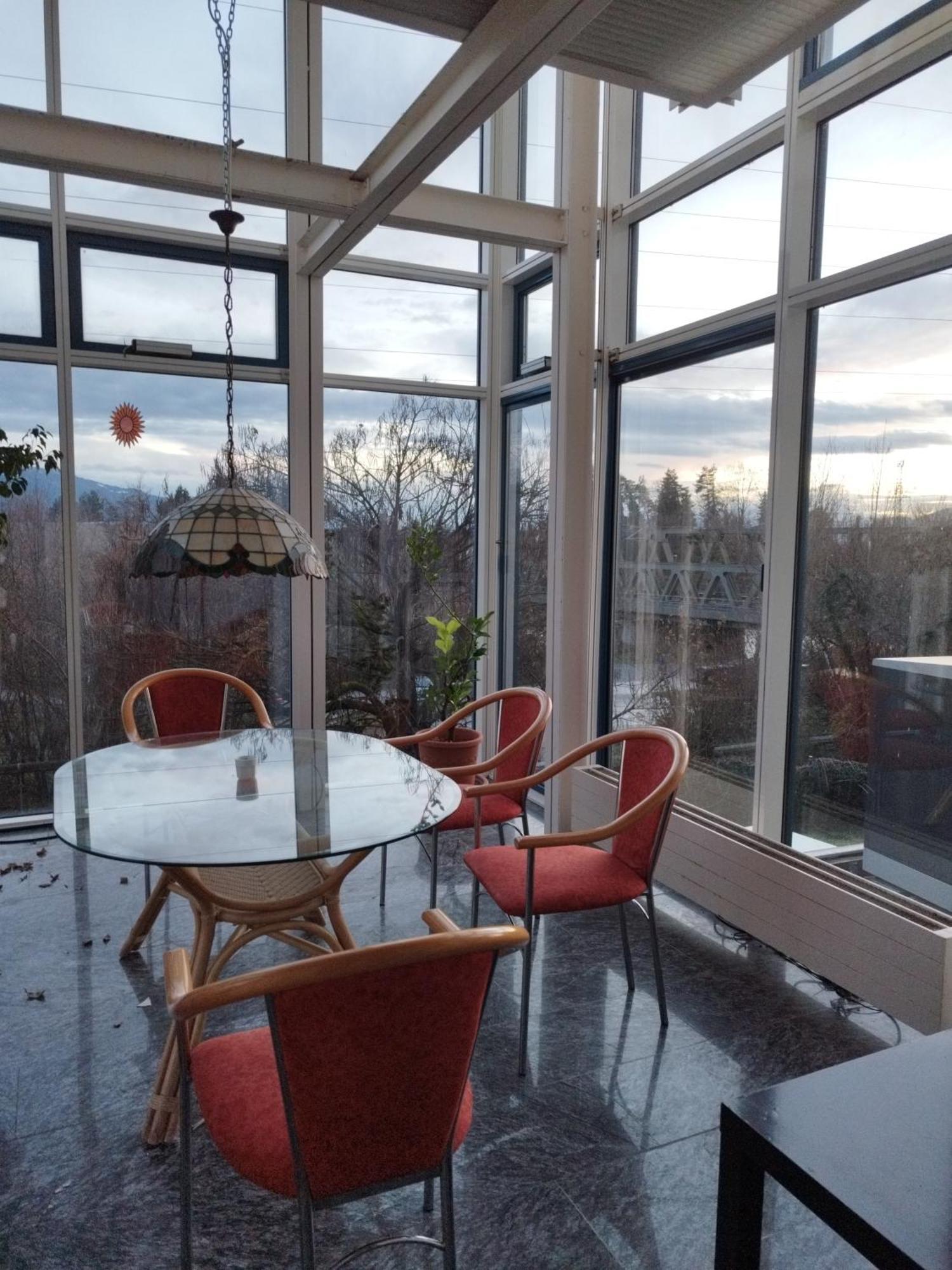 Geraeumige 100qm - Wohnung, Am Bodensee Apartment