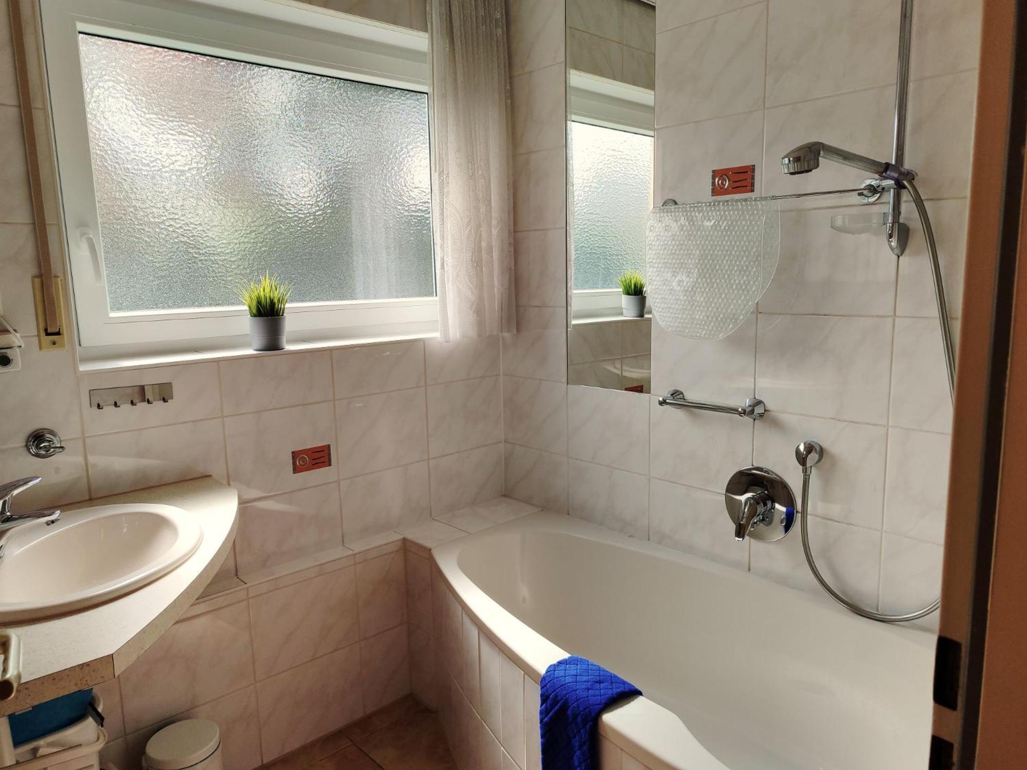 Maurer Apartment *