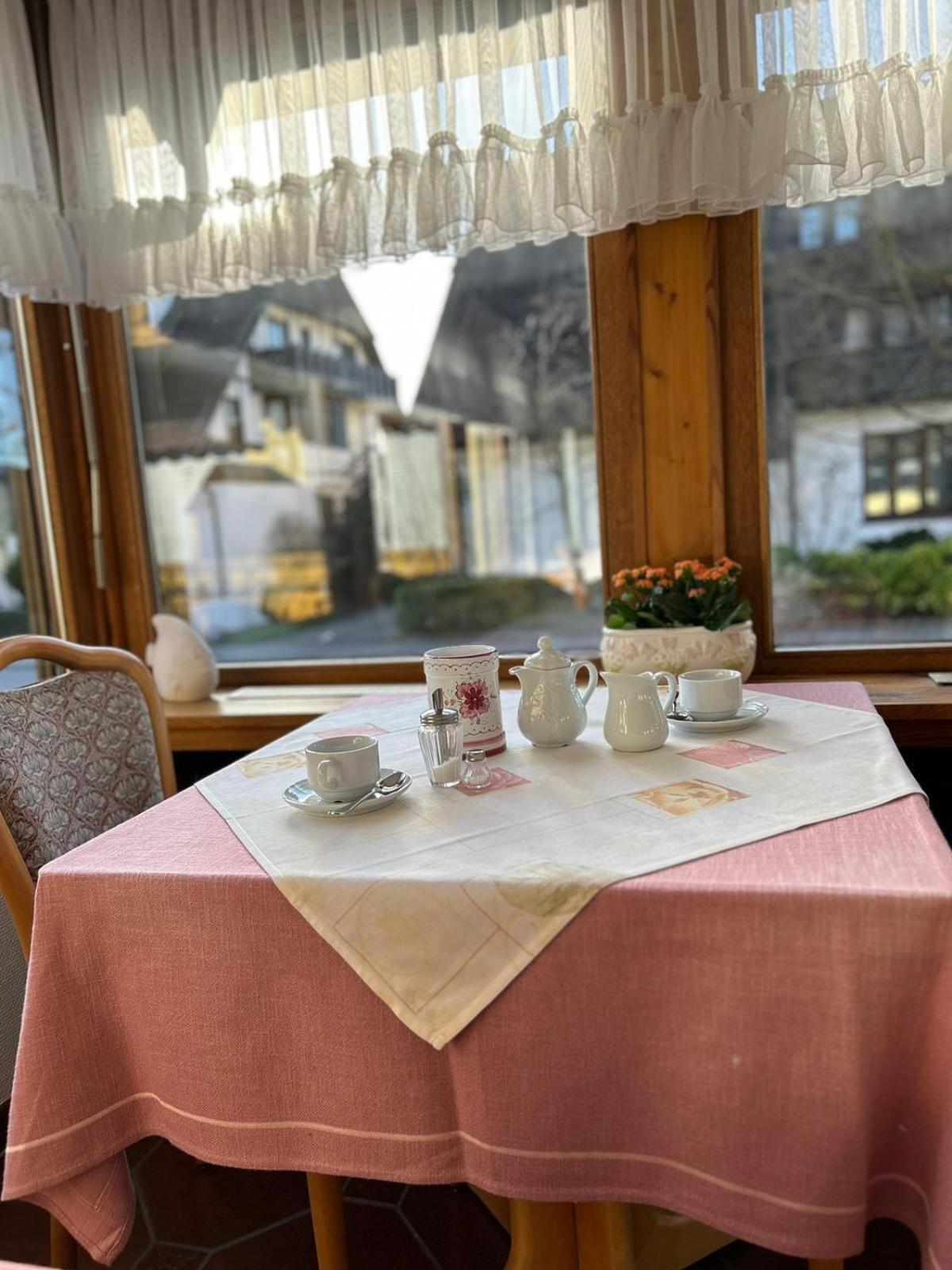 Gaestehaus Herzog Frühstückspension *