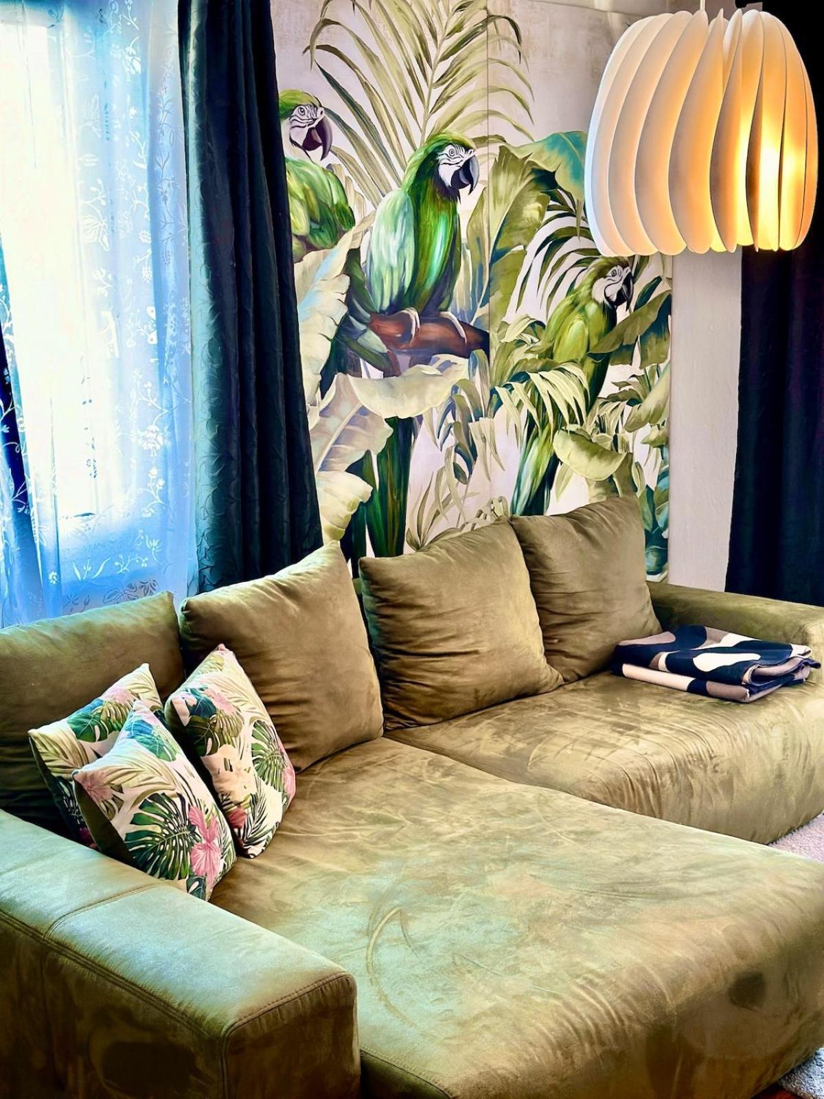 Boutique Mit Balkon Lauterach