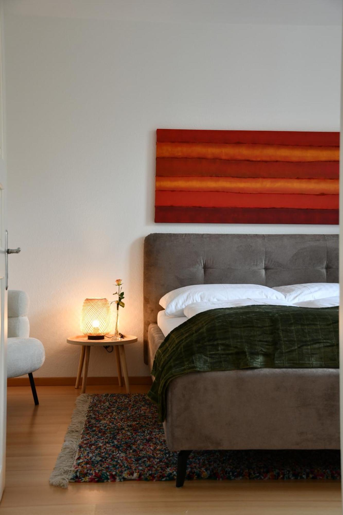Apartment Engel