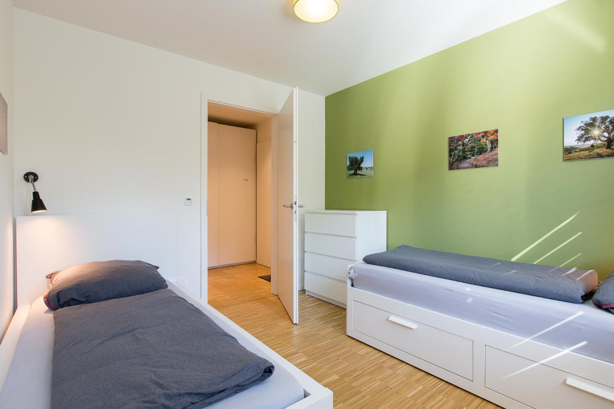 Busch Apartment *