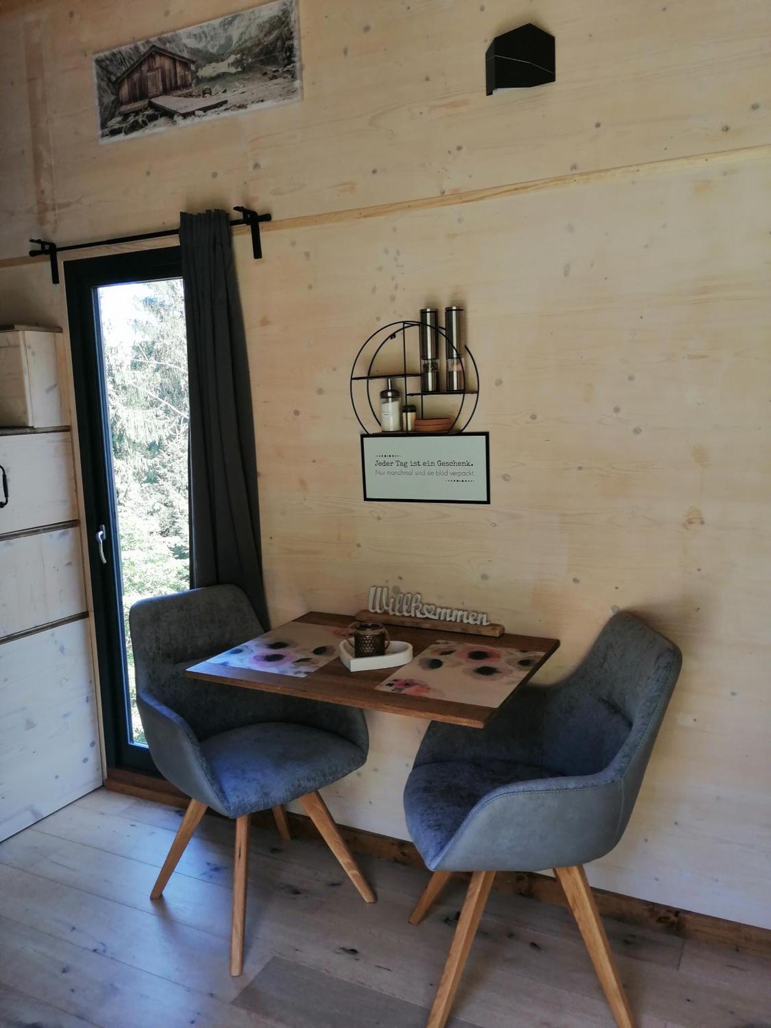 Tiny House Im Gruenen