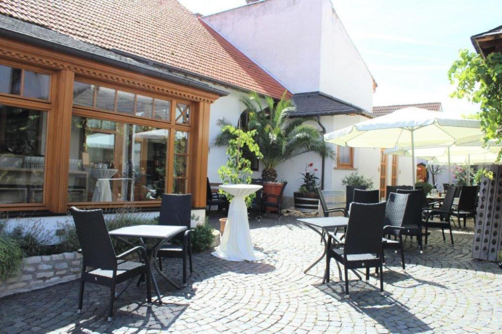 Winzerhotel Kinges-kessel Gbr 3* Morstadt