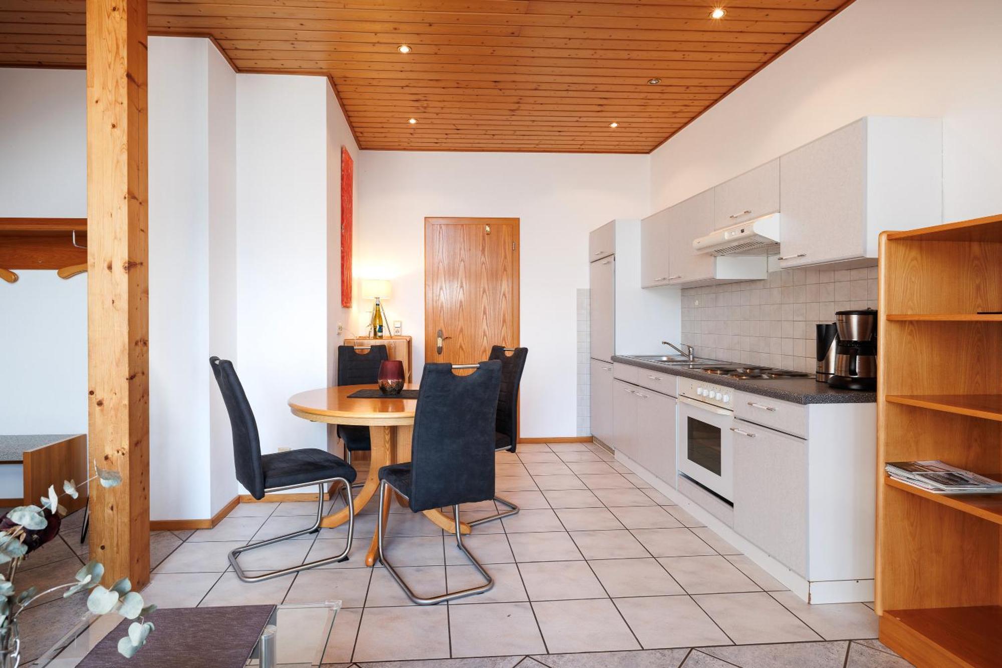 Gasthof Gaestehaus Noller *