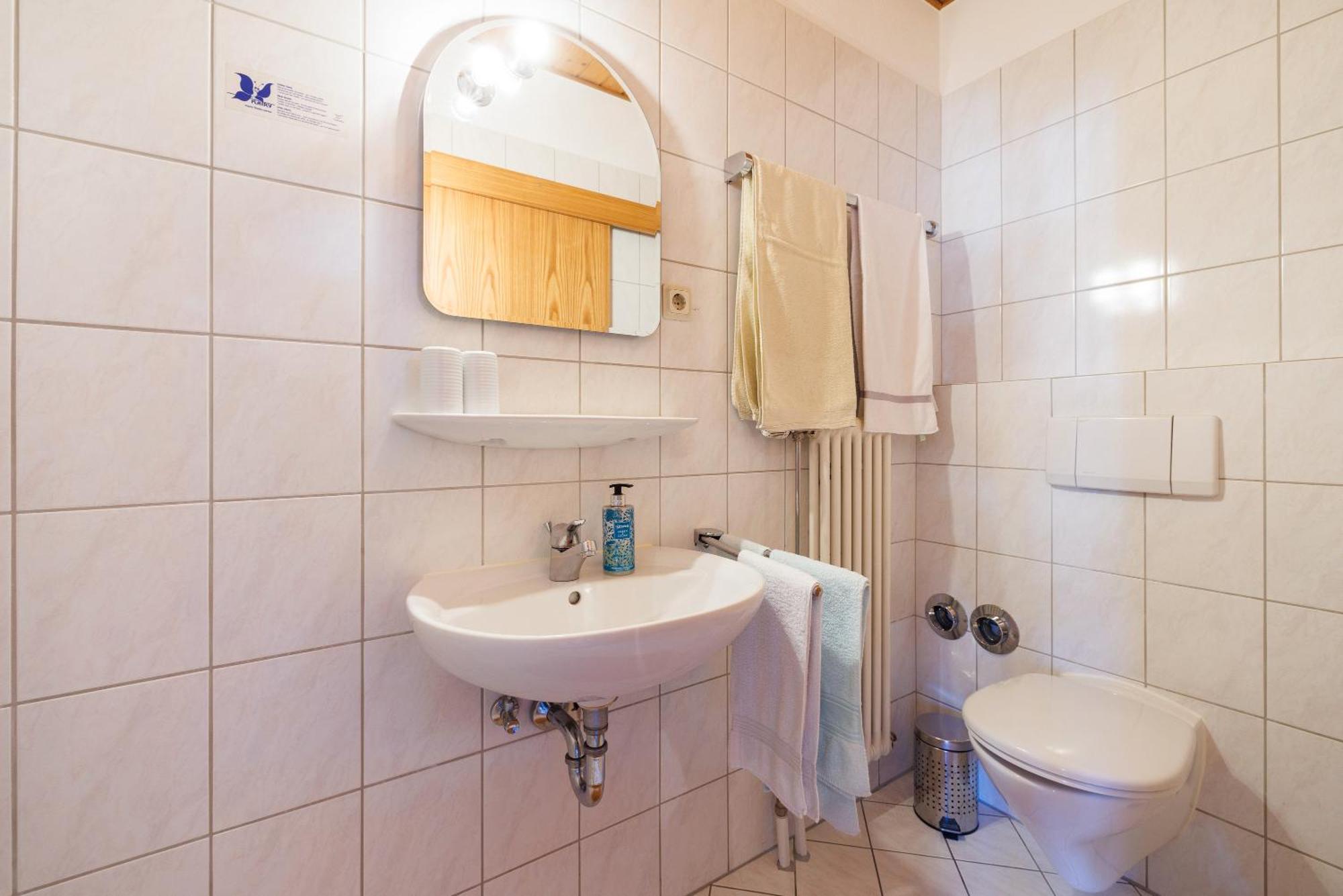 Gaestehaus Noller Gasthof Bodman-Ludwigshafen