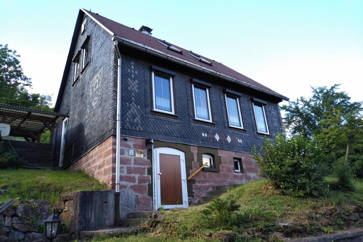 Ferienhaus Schwalbennest * Suhl