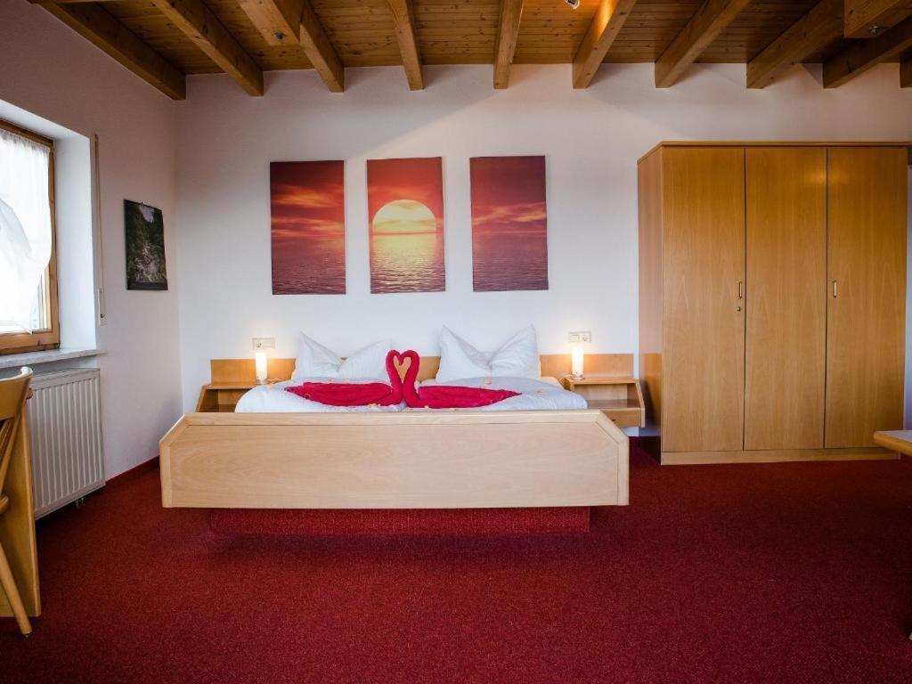 Gaestehaus St. Martin 3*