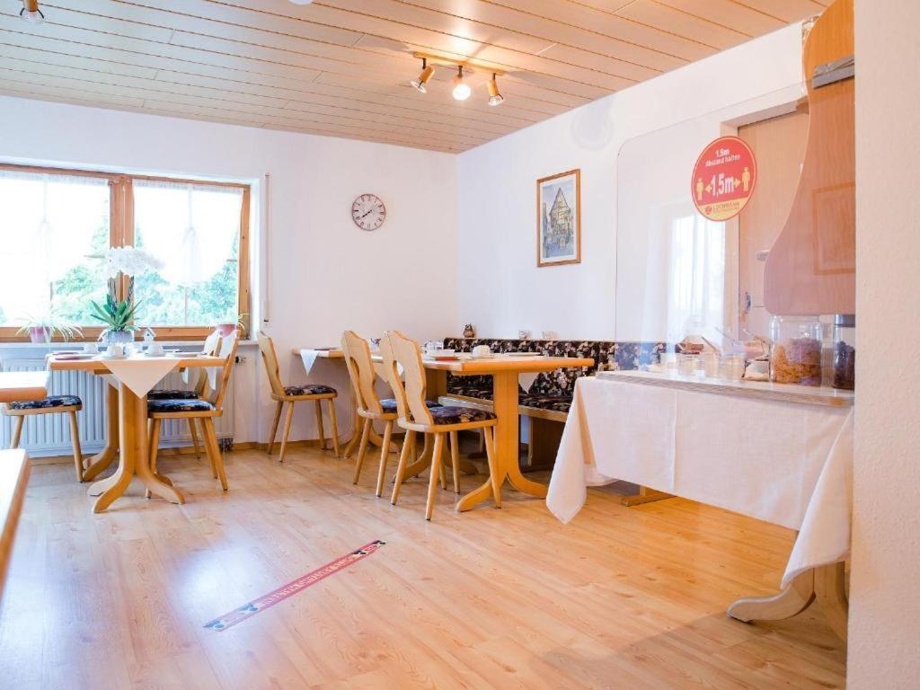 Bed & Breakfast Gaestehaus St. Martin Sipplingen