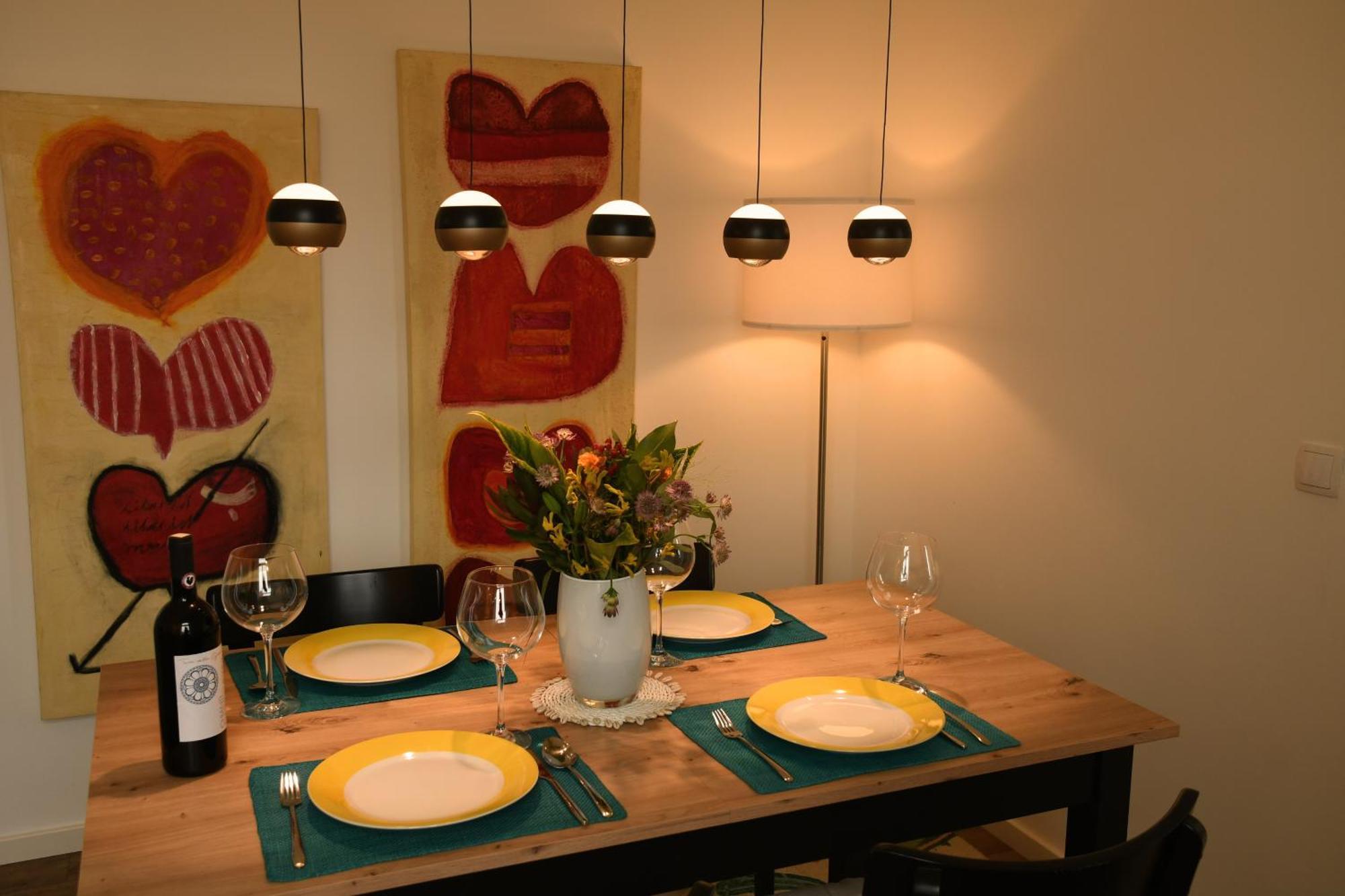 Apartment Engel Hard