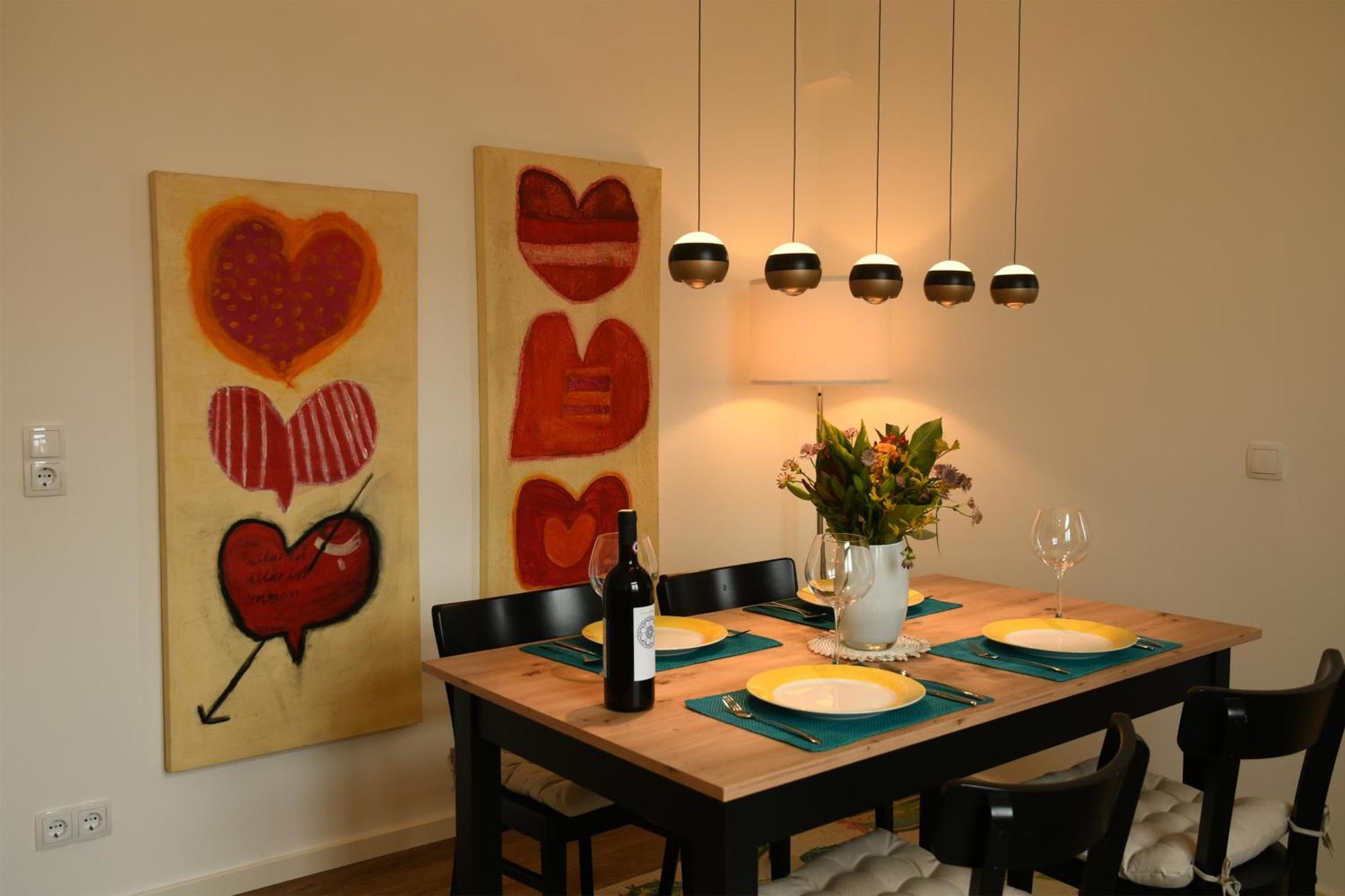 Engel Apartment