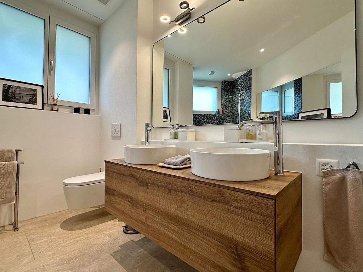 Lakeview - A Design Apartment