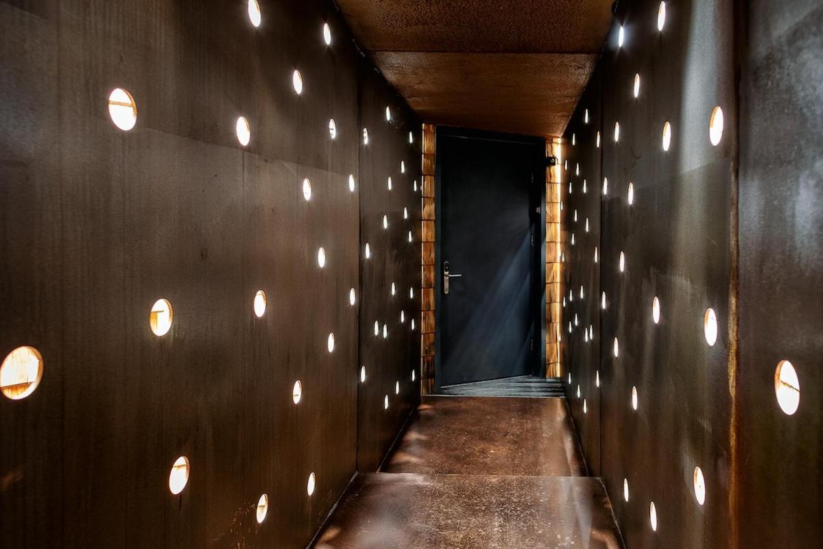 Design-chalet Mit Teilseeblick, Pool, & Restaurant Chalet Lochau
