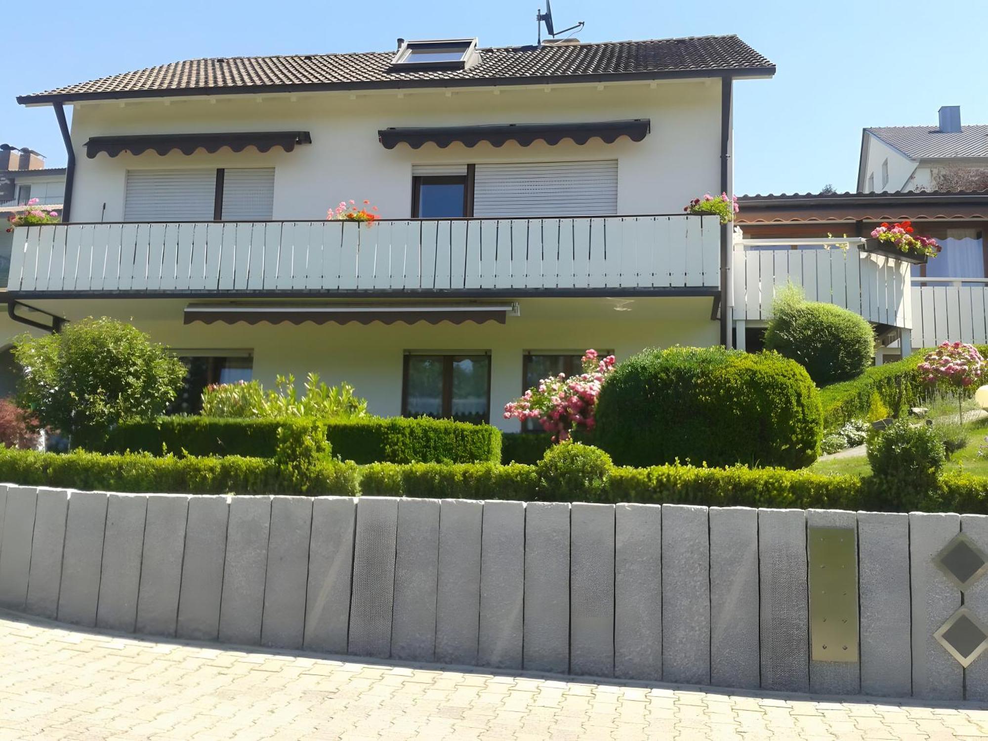 Thum Apartment *